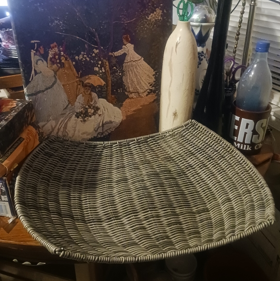 β€Pier 1 Huge Chef Wicker Serving Tray 20"Γ14"Γ5",Table Fruit Center Piece.π₯° - Picture 8 of 16